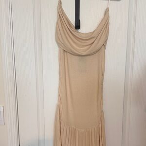 Elegant Cream Sleeveless Dress